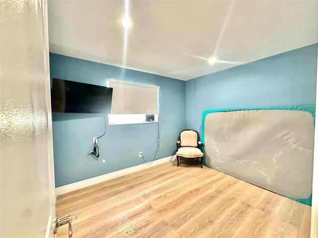 2250 NW 196th Street, Miami Gardens, FL 33056