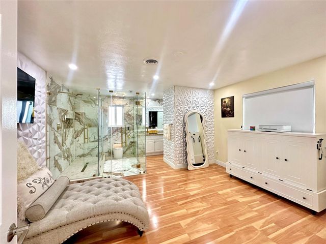 2250 NW 196th Street, Miami Gardens, FL 33056