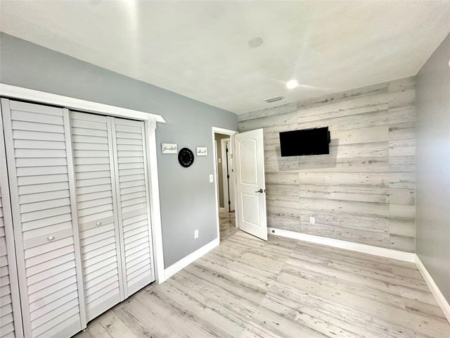 2250 NW 196th Street, Miami Gardens, FL 33056