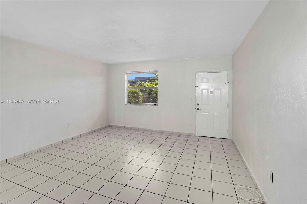 4655 Palm Ave 309, Hialeah, FL 33012
