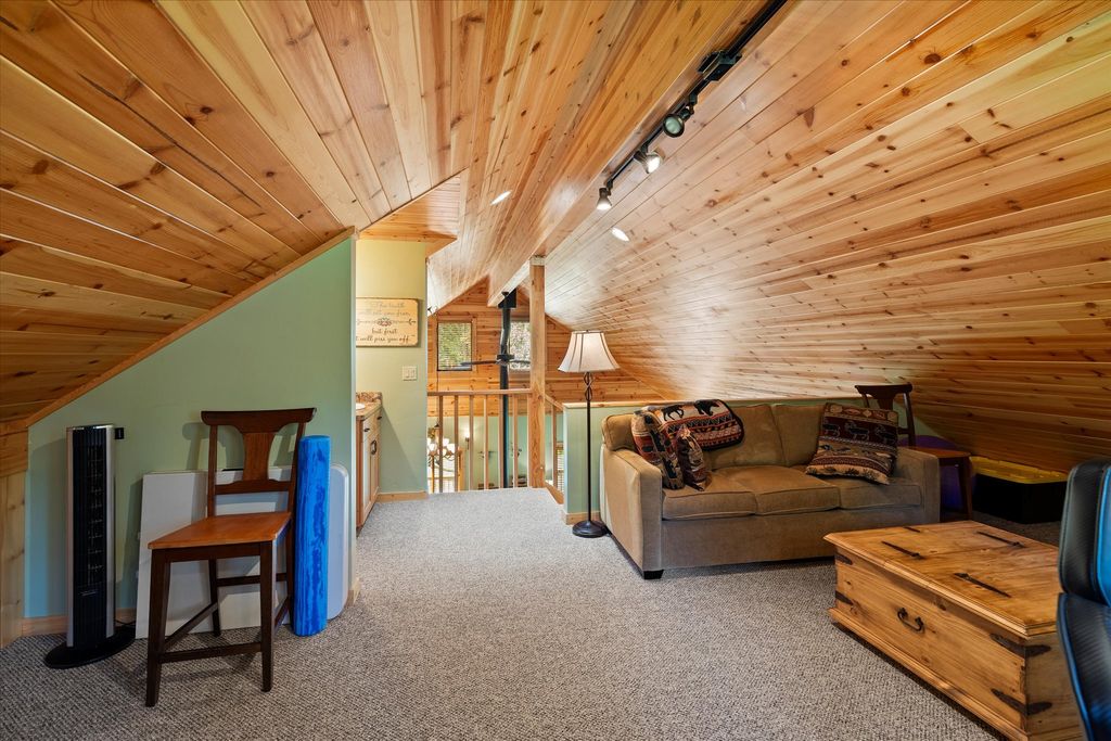 Image 8 of property listing at 22507 Old Mill Road, Bigfork, MT 59911