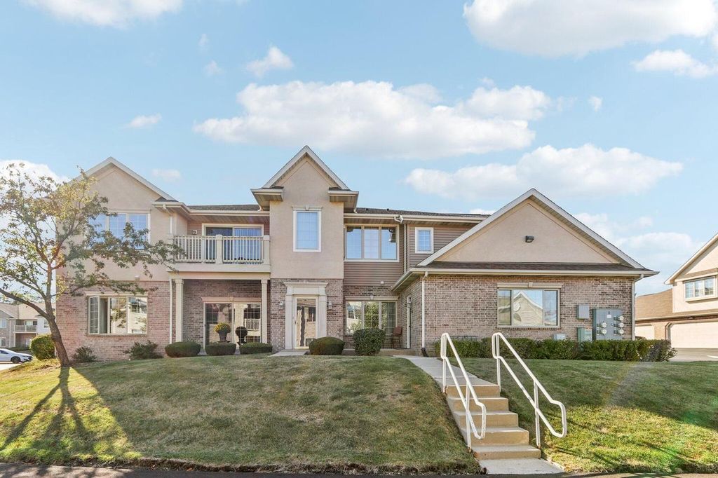 3305 55th COURT, Kenosha, WI 53144