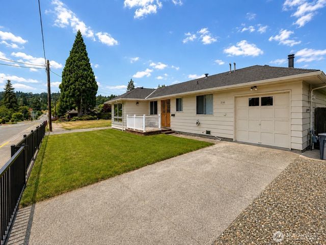 216 Caspers Street, Edmonds, WA 98020