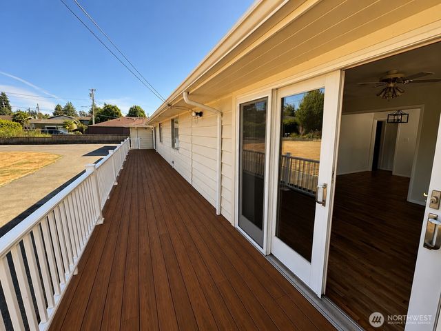 216 Caspers Street, Edmonds, WA 98020