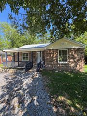 1773 S St Andrews, Dothan, AL 36301