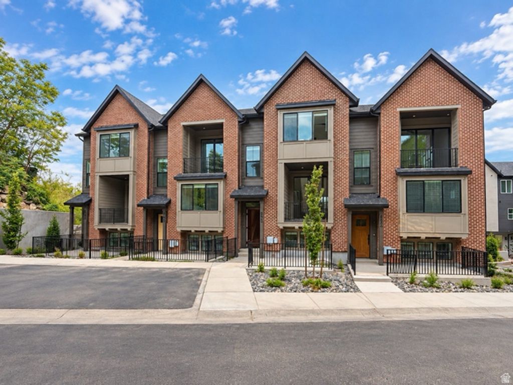 850 E MAPLEHURST DR #113, Murray, UT 84107 — exterior