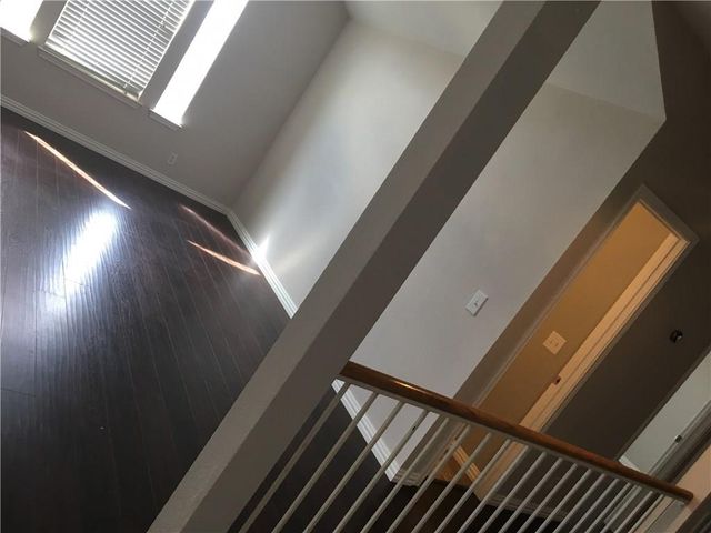 312 Estate DR, Hutto, TX 78634