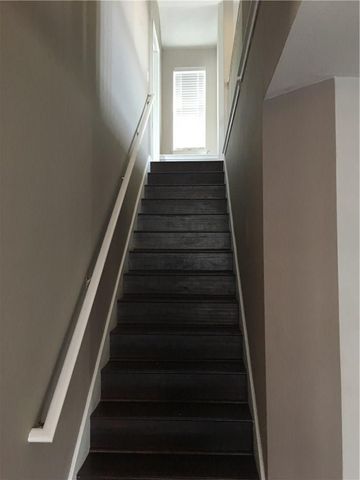 312 Estate DR, Hutto, TX 78634