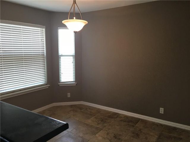 312 Estate DR, Hutto, TX 78634