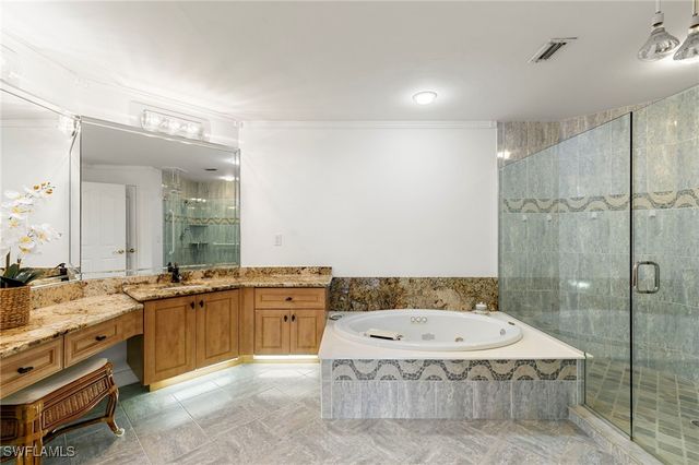 25051 Banbridge CT 202, Bonita Springs, FL 34134