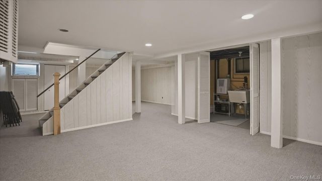 6 Derby Road, Port Washington, NY 11050