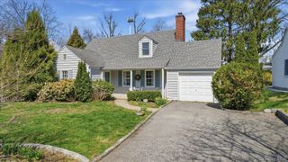 6 Derby Road, Port Washington, NY 11050