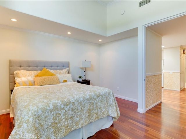 13962 El Dorado Dr M2 60F, Seal Beach, CA 90740