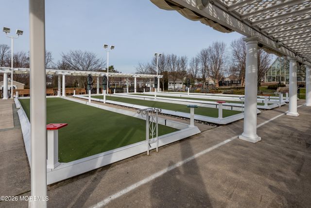 98 Stamford Drive, Jackson, NJ 08527