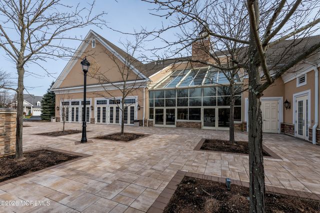 98 Stamford Drive, Jackson, NJ 08527