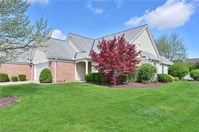 29330 Buckthorn Place 14, Westlake, OH 44145