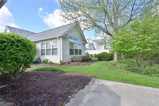 29330 Buckthorn Place 14, Westlake, OH 44145