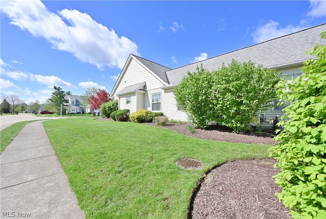 29330 Buckthorn Place 14, Westlake, OH 44145