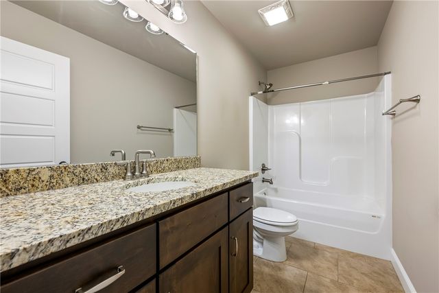 1601 Ari Avenue, Centerton, AR 72719