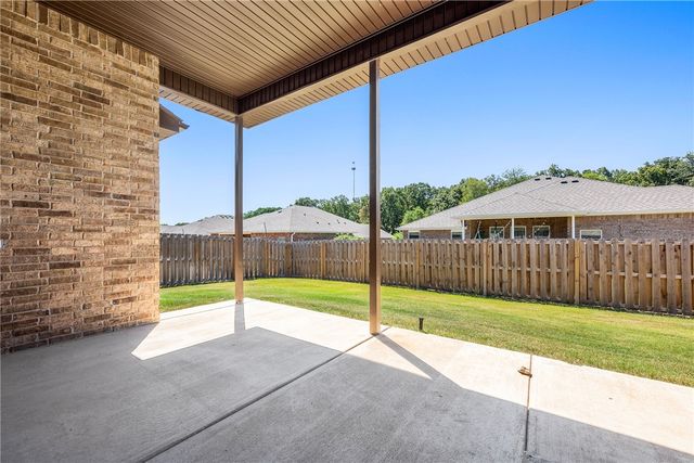 1601 Ari Avenue, Centerton, AR 72719