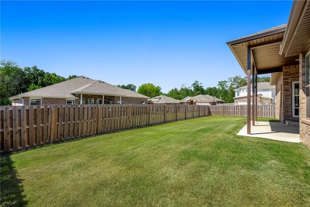 1601 Ari Avenue, Centerton, AR 72719