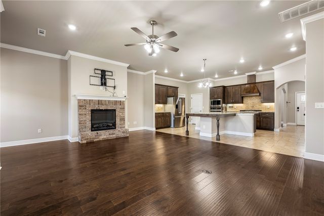 1601 Ari Avenue, Centerton, AR 72719