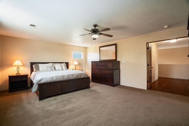 4004 Arapahoe Avenue NW, Albuquerque, NM 87114