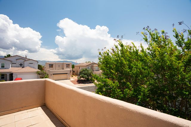 4004 Arapahoe Avenue NW, Albuquerque, NM 87114