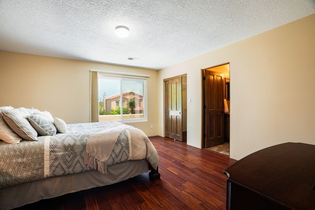 4004 Arapahoe Avenue NW, Albuquerque, NM 87114