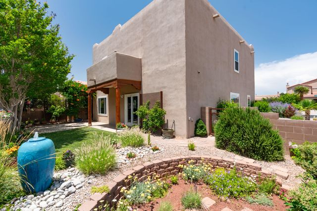 4004 Arapahoe Avenue NW, Albuquerque, NM 87114