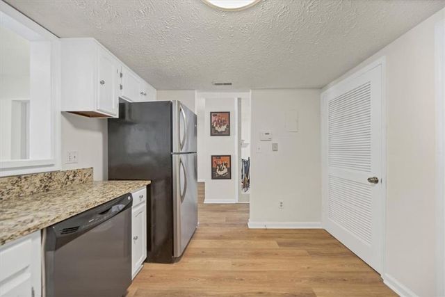 7750 Roswell Road 9F, Sandy Springs, GA 30350