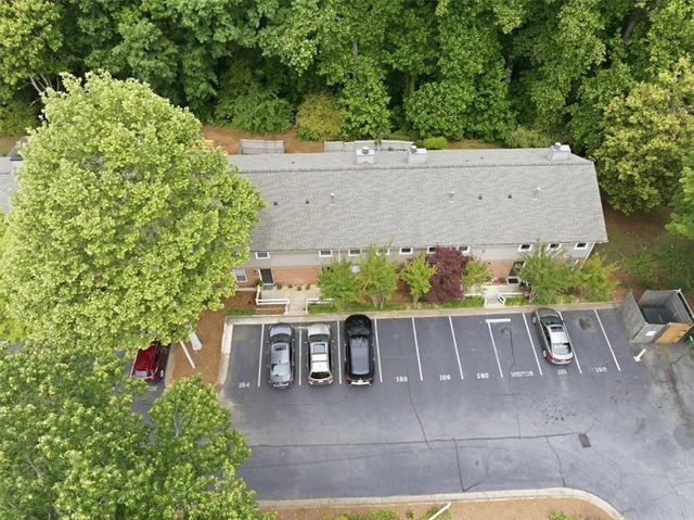 7750 Roswell Road 9F, Sandy Springs, GA 30350