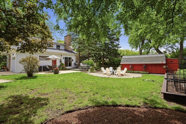 27W231 Bolles Avenue, Winfield, IL 60190