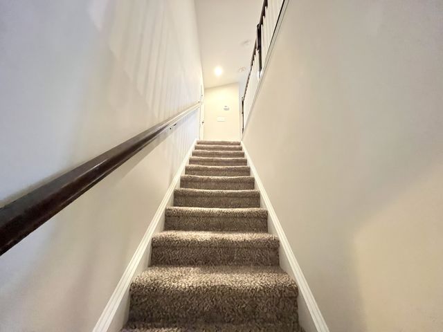 2817 Bluestem Ln, Murfreesboro, TN 37128