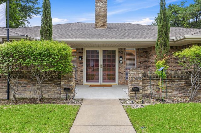2708 Regal Road, Plano, TX 75075