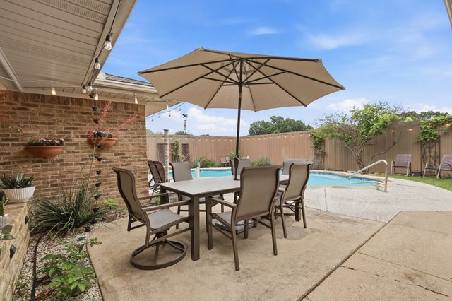 2708 Regal Road, Plano, TX 75075