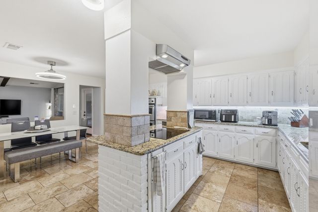 2708 Regal Road, Plano, TX 75075