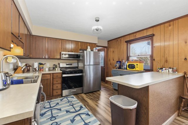 3011 S Arrow Avenue, Bloomington, IN 47403