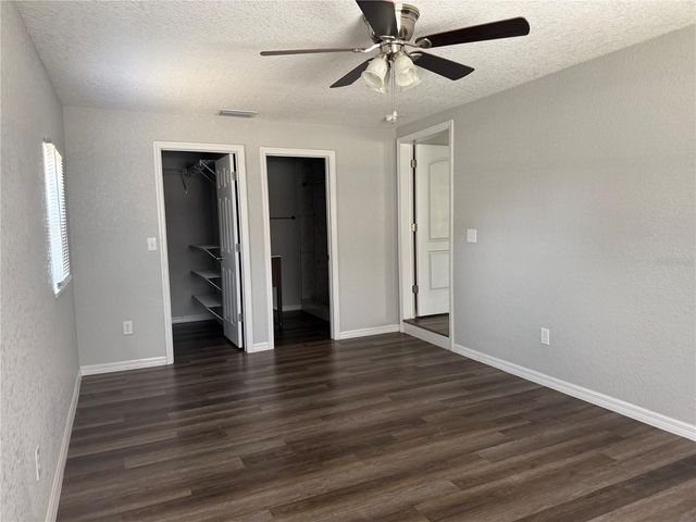 5812 17TH STREET, Zephyrhills, FL 33542