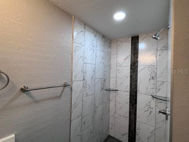 5812 17TH STREET, Zephyrhills, FL 33542