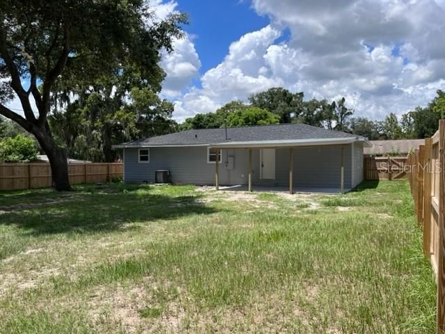 5812 17TH STREET, Zephyrhills, FL 33542