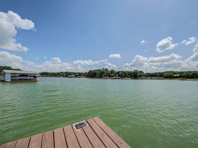 455 County Road 1742, Chico, TX 76431