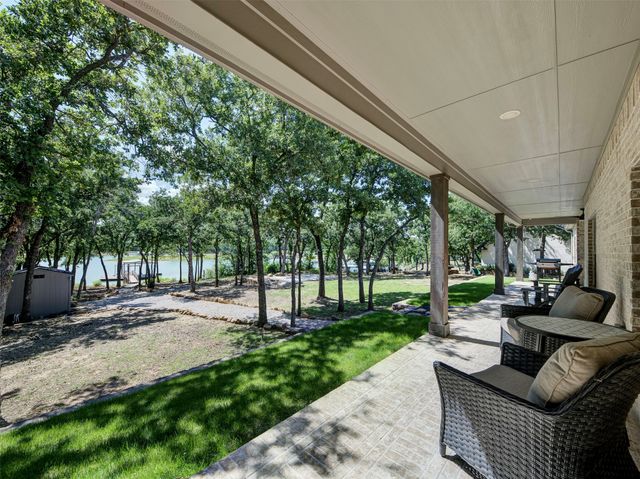 455 County Road 1742, Chico, TX 76431