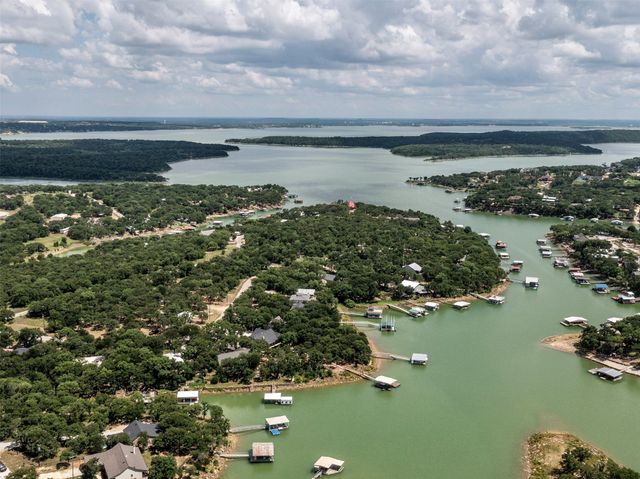 455 County Road 1742, Chico, TX 76431