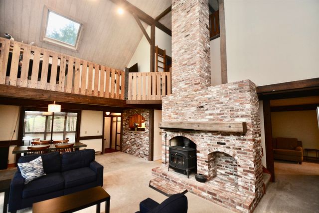 66 Fairway Drive, Grantham, NH 03753