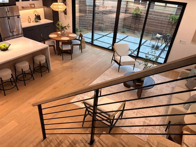 1142 Dwight Way, Berkeley, CA 94702