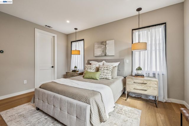 1142 Dwight Way, Berkeley, CA 94702