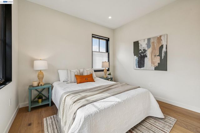 1142 Dwight Way, Berkeley, CA 94702