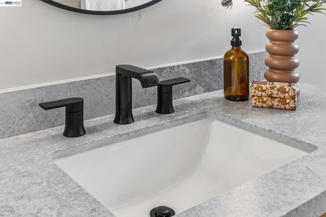 1142 Dwight Way, Berkeley, CA 94702