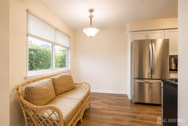 201 Edison Glen Terrace, Edison, NJ 08837